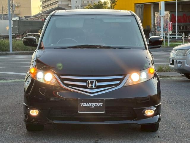エリシオン ＧエアロＨＤＤナビパッケージ　ユーザー買取車／サンルーフ／後席モニター／両側電動スライド／純正ＨＤＤナビ／バックカメラ／ＥＴＣ車載器／ＨＩＤヘッドライト／３列目シート／ウォークスルー／フロントフォグランプ／キーレスエントリー（17枚目）