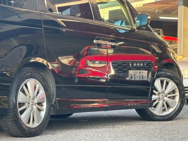 エリシオン ＧエアロＨＤＤナビパッケージ　ユーザー買取車／サンルーフ／後席モニター／両側電動スライド／純正ＨＤＤナビ／バックカメラ／ＥＴＣ車載器／ＨＩＤヘッドライト／３列目シート／ウォークスルー／フロントフォグランプ／キーレスエントリー（18枚目）