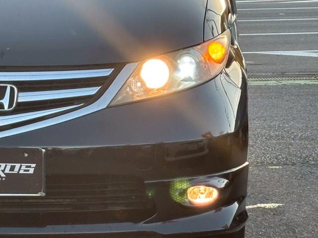 エリシオン ＧエアロＨＤＤナビパッケージ　ユーザー買取車／サンルーフ／後席モニター／両側電動スライド／純正ＨＤＤナビ／バックカメラ／ＥＴＣ車載器／ＨＩＤヘッドライト／３列目シート／ウォークスルー／フロントフォグランプ／キーレスエントリー（26枚目）