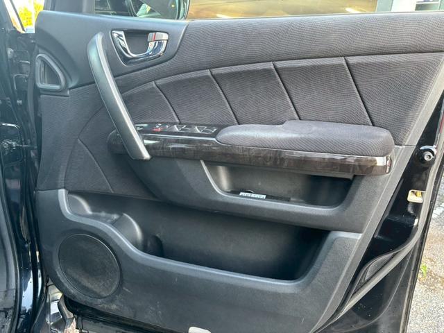 エリシオン ＧエアロＨＤＤナビパッケージ　ユーザー買取車／サンルーフ／後席モニター／両側電動スライド／純正ＨＤＤナビ／バックカメラ／ＥＴＣ車載器／ＨＩＤヘッドライト／３列目シート／ウォークスルー／フロントフォグランプ／キーレスエントリー（66枚目）