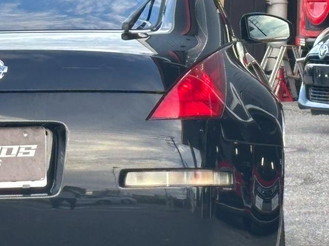 フェアレディＺ ベースグレード　ユーザー買取車／柿本改マフラー／タワーバー／ドライブレコーダー／ＥＴＣ車載器／キーレスエントリー／電動格納ミラー純正１７インチＡＷ／ＨＩＤヘッドライト（40枚目）