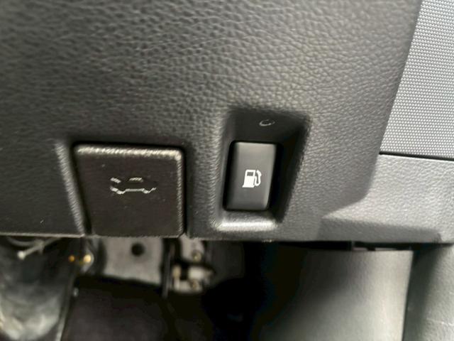 フェアレディＺ ベースグレード　ユーザー買取車／柿本改マフラー／タワーバー／ドライブレコーダー／ＥＴＣ車載器／キーレスエントリー／電動格納ミラー純正１７インチＡＷ／ＨＩＤヘッドライト（59枚目）