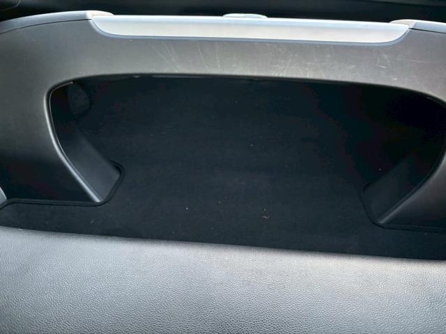 フェアレディＺ ベースグレード　ユーザー買取車／柿本改マフラー／タワーバー／ドライブレコーダー／ＥＴＣ車載器／キーレスエントリー／電動格納ミラー純正１７インチＡＷ／ＨＩＤヘッドライト（74枚目）