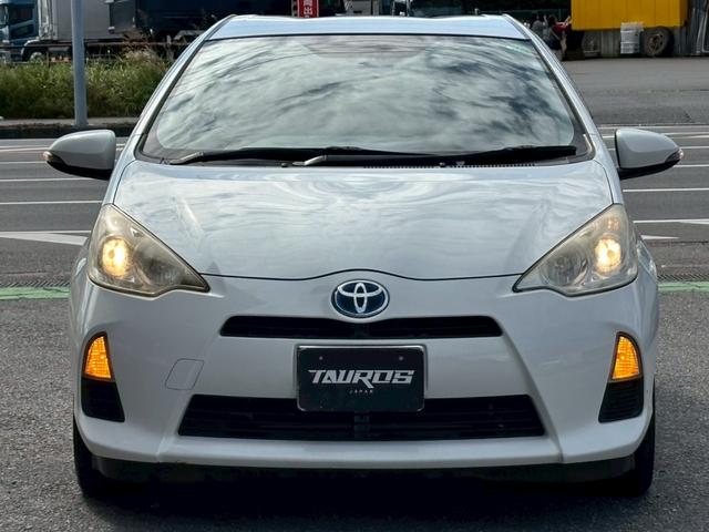 アクア Ｇ　中期型／ユーザー買取車／純正ＳＤナビ／ブルートゥース接続／バックカメラ／純正ドライブレコーダー／ＥＴＣ車載器／プッシュスタート／スマートキー／フルフラット／キーレスエントリー（17枚目）