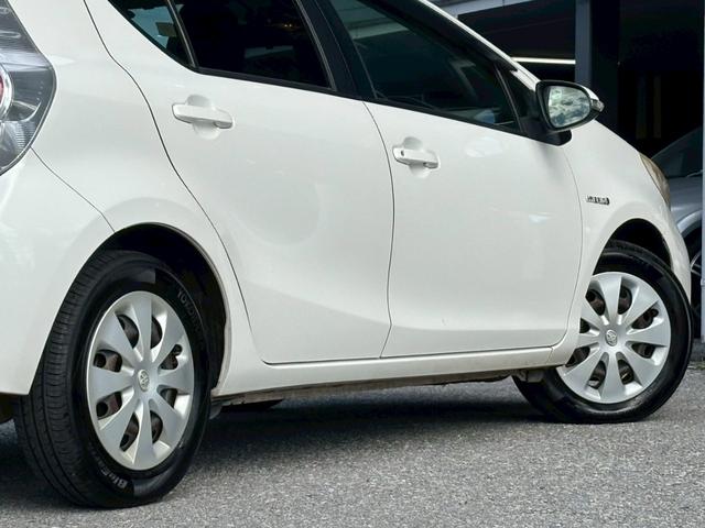 アクア Ｇ　中期型／ユーザー買取車／純正ＳＤナビ／ブルートゥース接続／バックカメラ／純正ドライブレコーダー／ＥＴＣ車載器／プッシュスタート／スマートキー／フルフラット／キーレスエントリー（18枚目）