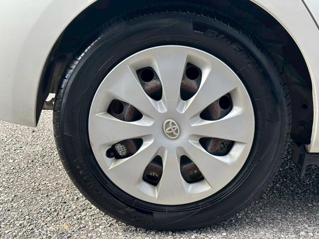 アクア Ｇ　中期型／ユーザー買取車／純正ＳＤナビ／ブルートゥース接続／バックカメラ／純正ドライブレコーダー／ＥＴＣ車載器／プッシュスタート／スマートキー／フルフラット／キーレスエントリー（31枚目）