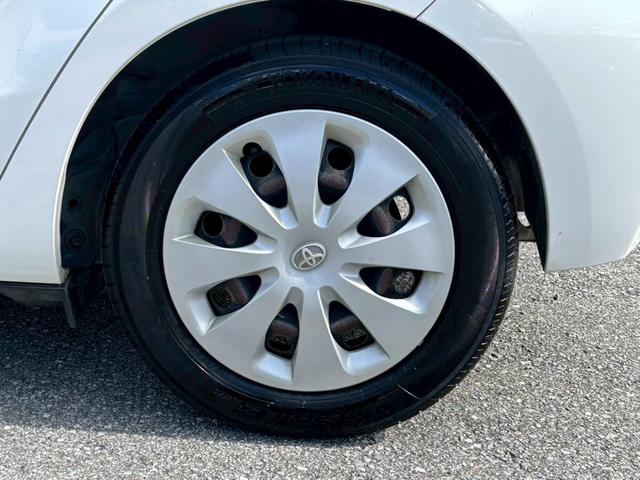 アクア Ｇ　中期型／ユーザー買取車／純正ＳＤナビ／ブルートゥース接続／バックカメラ／純正ドライブレコーダー／ＥＴＣ車載器／プッシュスタート／スマートキー／フルフラット／キーレスエントリー（33枚目）