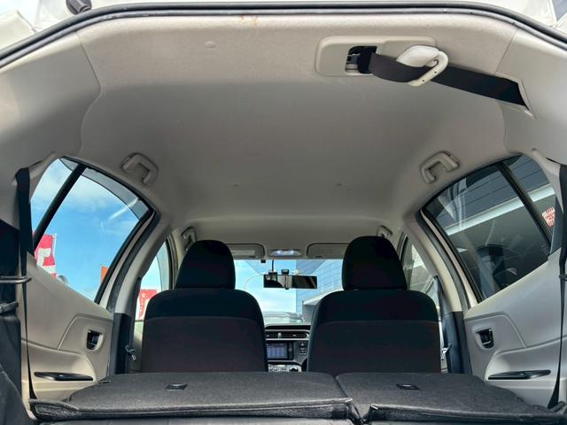 アクア Ｇ　中期型／ユーザー買取車／純正ＳＤナビ／ブルートゥース接続／バックカメラ／純正ドライブレコーダー／ＥＴＣ車載器／プッシュスタート／スマートキー／フルフラット／キーレスエントリー（69枚目）