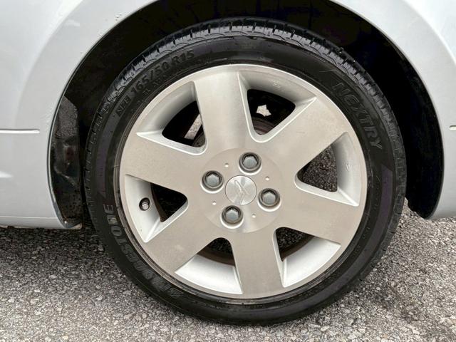 コペン ２ｎｄアニバーサリーエディション　ユーザー買取車／ケンウッド製ナビ／シートヒーター／純正ＲＥＣＡＲＯシート／純正ＭＯＭＯステアリング／キーレスエントリー／ＥＴＣ車載器／ＡＵＸ接続／フロントフォグランプ／純正１５インチアルミホイール（33枚目）