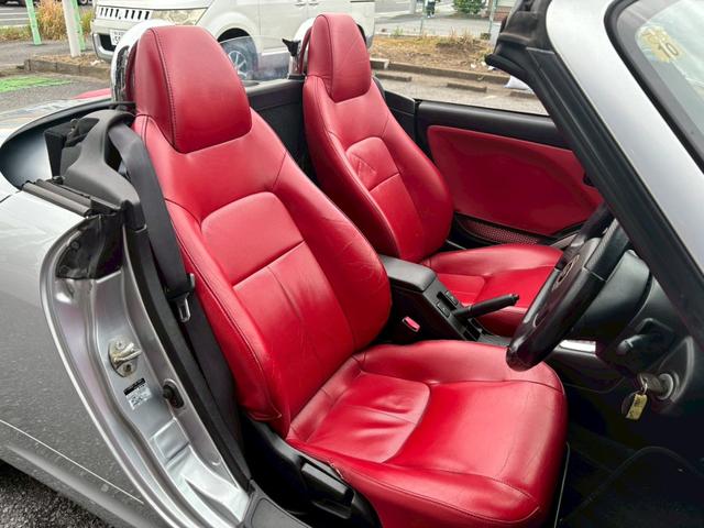 コペン アクティブトップ　ユーザー買取車／赤革シート／イクリプス製ＨＤＤナビ／シートヒーター／ＥＴＣ車載器／キーレスエントリー／フロントフォグランプ／純正１５インチアルミホイール（8枚目）