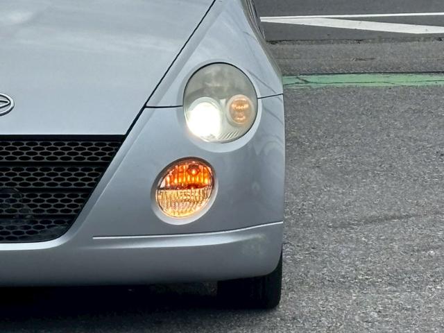 コペン アクティブトップ　ユーザー買取車／赤革シート／イクリプス製ＨＤＤナビ／シートヒーター／ＥＴＣ車載器／キーレスエントリー／フロントフォグランプ／純正１５インチアルミホイール（28枚目）