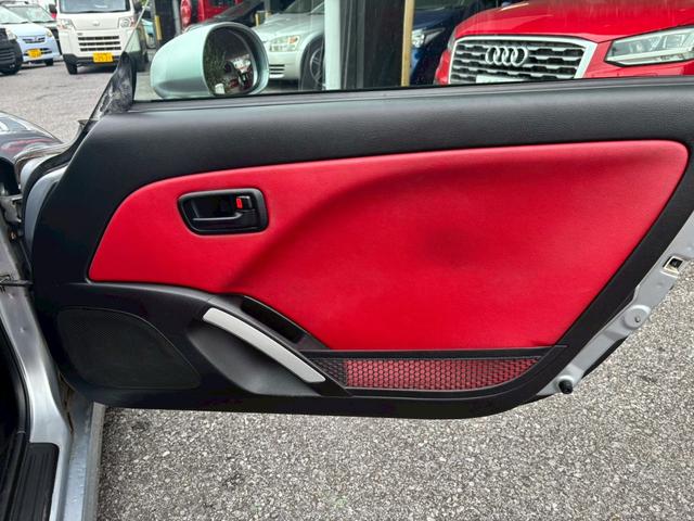 コペン アクティブトップ　ユーザー買取車／赤革シート／イクリプス製ＨＤＤナビ／シートヒーター／ＥＴＣ車載器／キーレスエントリー／フロントフォグランプ／純正１５インチアルミホイール（69枚目）