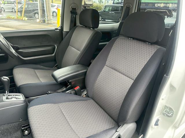 ジムニー XG ユーザー買取車/クラリオン製HDDナビ/ドライブレコーダー/ETC車載器/純正グリル有/純正16インチAW/ミュージックサーバー/CD/DVD/レベライザー/キーレスエントリー/スペアキー有(64枚目)