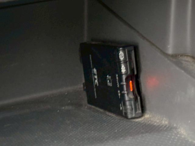 NV200バネットワゴン 16X-3R ユーザー買取車/両側スライド/カロッツェリア製ナビ/ブルートゥース接続/バックカメラ/キーレスエントリー/フルフラット/ETC車載器/フロントフォグランプ/ドアバイザー/レベライザー/電動格納ミラー(12枚目)