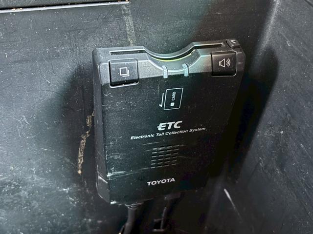 ヴェルファイア ２．４Ｚ　ユーザー買取車／後席モニター／障害物センサー／両側電動スライドドア／イクリプス製ナビ／ブルートゥース接続／バックカメラ／ＥＴＣ車載器／プッシュスタート／スマートキー／ＨＩＤヘッドライト／３列目シート（16枚目）