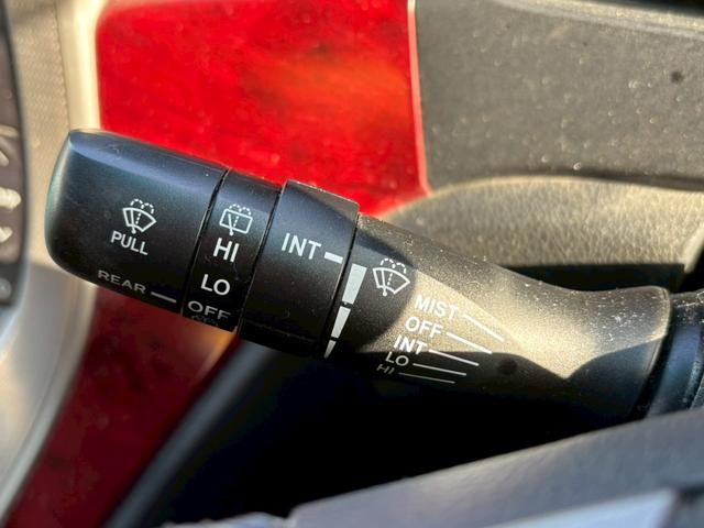 ヴェルファイア ２．４Ｚ　ユーザー買取車／後席モニター／障害物センサー／両側電動スライドドア／イクリプス製ナビ／ブルートゥース接続／バックカメラ／ＥＴＣ車載器／プッシュスタート／スマートキー／ＨＩＤヘッドライト／３列目シート（52枚目）