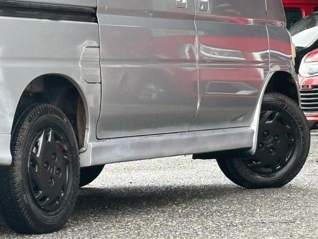 バモス M ユーザー買取車/両側スライド/ケンウッド製オーディオ/パワーウィンドウ/電動格納ミラー/ドアバイザー/フルフラット/ACエアコン(18枚目)