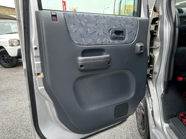 バモス M ユーザー買取車/両側スライド/ケンウッド製オーディオ/パワーウィンドウ/電動格納ミラー/ドアバイザー/フルフラット/ACエアコン(59枚目)