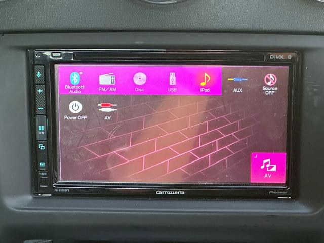 TTクーペ 2.0TFSI ユーザー買取車/カロッツェリア製ディスプレイオーディオ/可動式リアウィング/ETC車載器/リアフォグランプ/パドルシフト/キーレスエントリー/REGNO装着/純正17インチアルミホイール/フルフラット(10枚目)