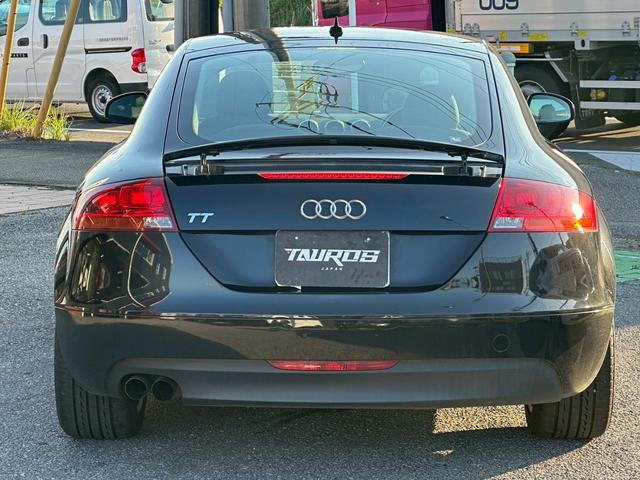 TTクーペ 2.0TFSI ユーザー買取車/カロッツェリア製ディスプレイオーディオ/可動式リアウィング/ETC車載器/リアフォグランプ/パドルシフト/キーレスエントリー/REGNO装着/純正17インチアルミホイール/フルフラット(41枚目)