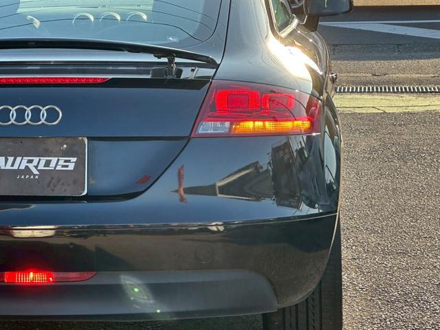 TTクーペ 2.0TFSI ユーザー買取車/カロッツェリア製ディスプレイオーディオ/可動式リアウィング/ETC車載器/リアフォグランプ/パドルシフト/キーレスエントリー/REGNO装着/純正17インチアルミホイール/フルフラット(46枚目)