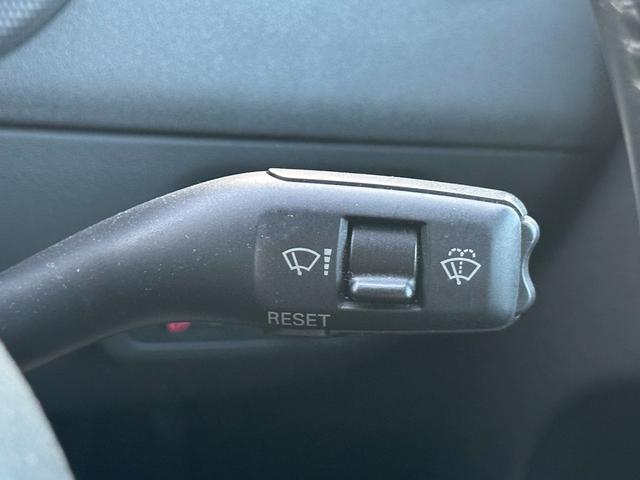 TTクーペ 2.0TFSI ユーザー買取車/カロッツェリア製ディスプレイオーディオ/可動式リアウィング/ETC車載器/リアフォグランプ/パドルシフト/キーレスエントリー/REGNO装着/純正17インチアルミホイール/フルフラット(53枚目)