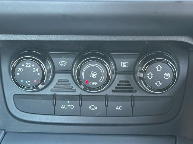 TTクーペ 2.0TFSI ユーザー買取車/カロッツェリア製ディスプレイオーディオ/可動式リアウィング/ETC車載器/リアフォグランプ/パドルシフト/キーレスエントリー/REGNO装着/純正17インチアルミホイール/フルフラット(57枚目)