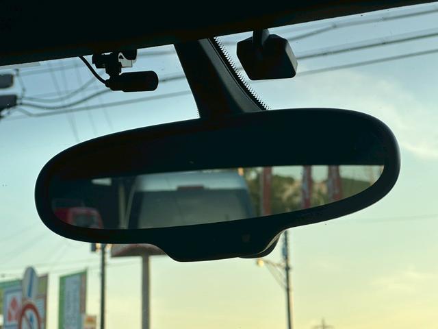 TTクーペ 2.0TFSI ユーザー買取車/カロッツェリア製ディスプレイオーディオ/可動式リアウィング/ETC車載器/リアフォグランプ/パドルシフト/キーレスエントリー/REGNO装着/純正17インチアルミホイール/フルフラット(58枚目)