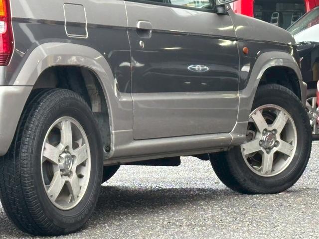 パジェロミニ アニバーサリーリミテッド ユーザー買取車/カロッツェリア製HDDナビ/キーレスエントリー/電動格納ミラー/CD/DVD/フロントフォグランプ/純正15インチAW/ドアバイザー(18枚目)