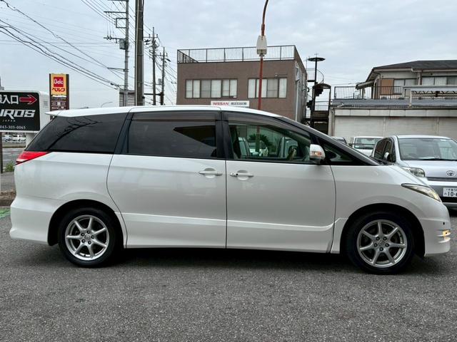 エスティマ ２．４アエラス　Ｇエディション　ユーザー買取車／障害物センサー／両側電動スライドドア／アルパイン製ナビ／ＥＴＣ車載器／ミュージックサーバー／バックカメラ／プッシュスタート／スマートキー／３列目シート／純正１７インチＡＷ／キーレス（34枚目）
