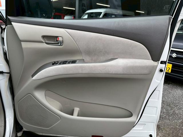 エスティマ ２．４アエラス　Ｇエディション　ユーザー買取車／障害物センサー／両側電動スライドドア／アルパイン製ナビ／ＥＴＣ車載器／ミュージックサーバー／バックカメラ／プッシュスタート／スマートキー／３列目シート／純正１７インチＡＷ／キーレス（61枚目）