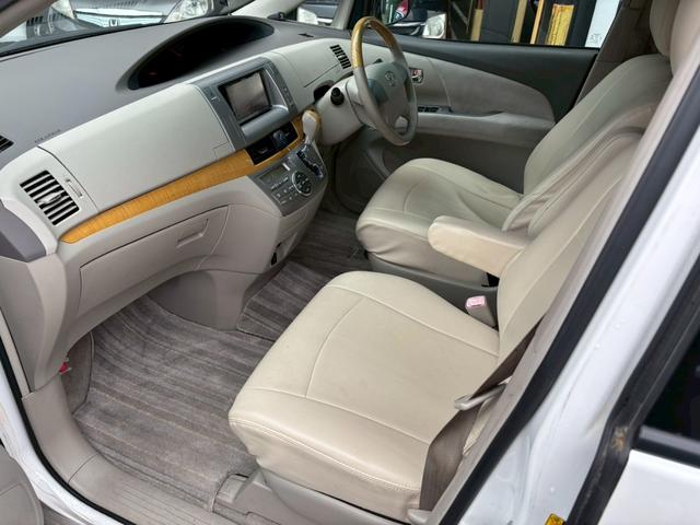 エスティマ ２．４アエラス　Ｇエディション　ユーザー買取車／障害物センサー／両側電動スライドドア／アルパイン製ナビ／ＥＴＣ車載器／ミュージックサーバー／バックカメラ／プッシュスタート／スマートキー／３列目シート／純正１７インチＡＷ／キーレス（65枚目）