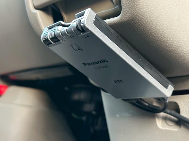 エブリイワゴン JP ユーザー買取車/5速MT/両側スライド/カロッツェリア製ナビ/ブルートゥース接続/ドライブレコーダー/ETC車載器/フルセグ視聴/電動格納ミラー/フルフラット/キーレスエントリー/ドアバイザー(13枚目)