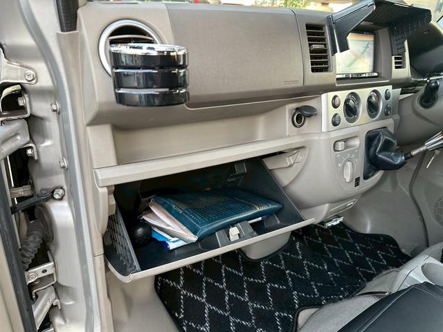 エブリイワゴン JP ユーザー買取車/5速MT/両側スライド/カロッツェリア製ナビ/ブルートゥース接続/ドライブレコーダー/ETC車載器/フルセグ視聴/電動格納ミラー/フルフラット/キーレスエントリー/ドアバイザー(61枚目)