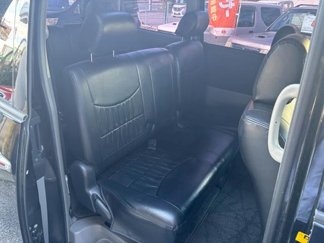 ヴォクシー Z 煌 ユーザー買取車/(9枚目)