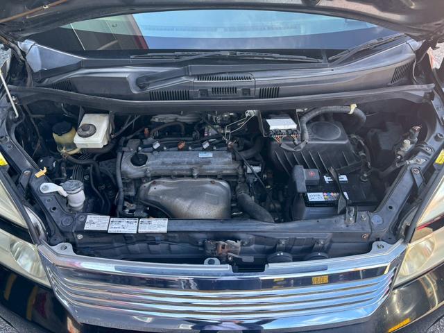 ヴォクシー Z 煌 ユーザー買取車/(14枚目)