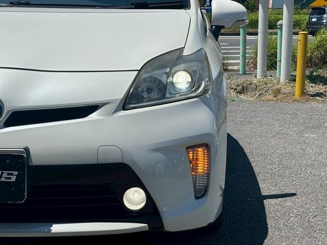 プリウス S ユーザー買取車/後期型/ラルグスタワーバー/純正ナビ/ブルートゥース接続/ワンセグ視聴/ドライブレコーダー/HIDヘッドライト/フルフラット/ETC車載器/プッシュスタート/スマートキー/キーレス(26枚目)