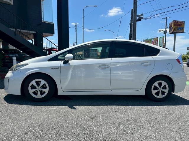 プリウス S ユーザー買取車/後期型/ラルグスタワーバー/純正ナビ/ブルートゥース接続/ワンセグ視聴/ドライブレコーダー/HIDヘッドライト/フルフラット/ETC車載器/プッシュスタート/スマートキー/キーレス(29枚目)