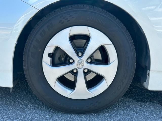 プリウス S ユーザー買取車/後期型/ラルグスタワーバー/純正ナビ/ブルートゥース接続/ワンセグ視聴/ドライブレコーダー/HIDヘッドライト/フルフラット/ETC車載器/プッシュスタート/スマートキー/キーレス(30枚目)