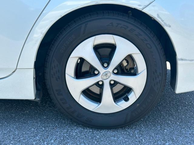 プリウス S ユーザー買取車/後期型/ラルグスタワーバー/純正ナビ/ブルートゥース接続/ワンセグ視聴/ドライブレコーダー/HIDヘッドライト/フルフラット/ETC車載器/プッシュスタート/スマートキー/キーレス(31枚目)