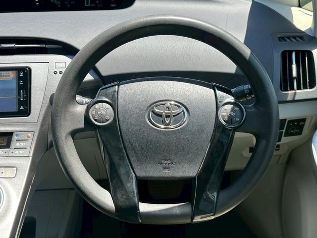 プリウス S ユーザー買取車/後期型/ラルグスタワーバー/純正ナビ/ブルートゥース接続/ワンセグ視聴/ドライブレコーダー/HIDヘッドライト/フルフラット/ETC車載器/プッシュスタート/スマートキー/キーレス(45枚目)