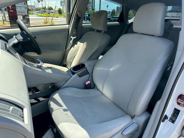 プリウス S ユーザー買取車/後期型/ラルグスタワーバー/純正ナビ/ブルートゥース接続/ワンセグ視聴/ドライブレコーダー/HIDヘッドライト/フルフラット/ETC車載器/プッシュスタート/スマートキー/キーレス(59枚目)