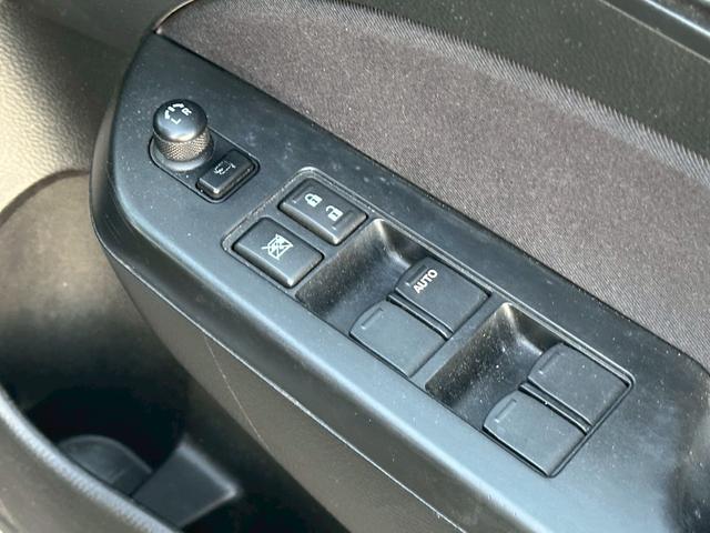 スイフト XG-DJE ユーザー買取車/ケンウッド製ナビ/ブルートゥース接続/プッシュスタート/スマートキー/フルフラット/アイドリングストップ/レベライザー/社外製15インチアルミホイール/ドアバイザー/車検令和9年1月(55枚目)