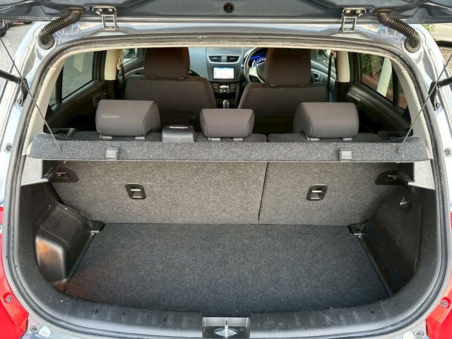 スイフト XG-DJE ユーザー買取車/ケンウッド製ナビ/ブルートゥース接続/プッシュスタート/スマートキー/フルフラット/アイドリングストップ/レベライザー/社外製15インチアルミホイール/ドアバイザー/車検令和9年1月(66枚目)