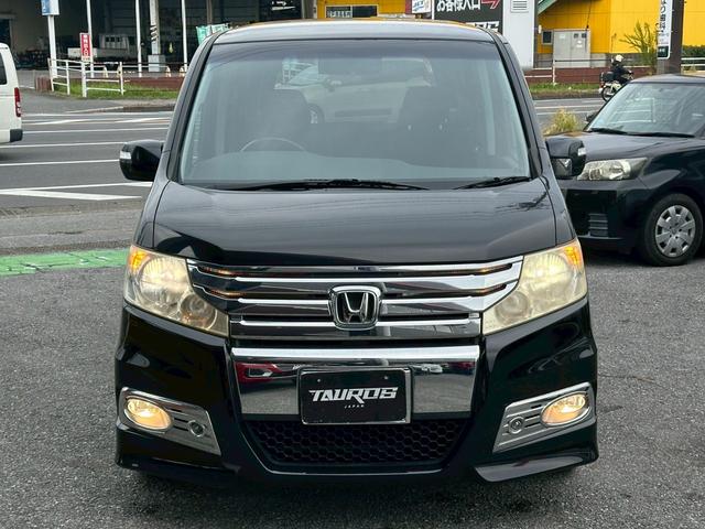 ステップワゴンスパーダ Z ユーザー買取車/両側電動スライドドア/パナソニック製ストラーダナビ/バックカメラ/ビルトイン型ETC車載器/キーレスエントリー/3列目シート/ウォークスルー/HIDヘッドライト/パドルシフト(17枚目)