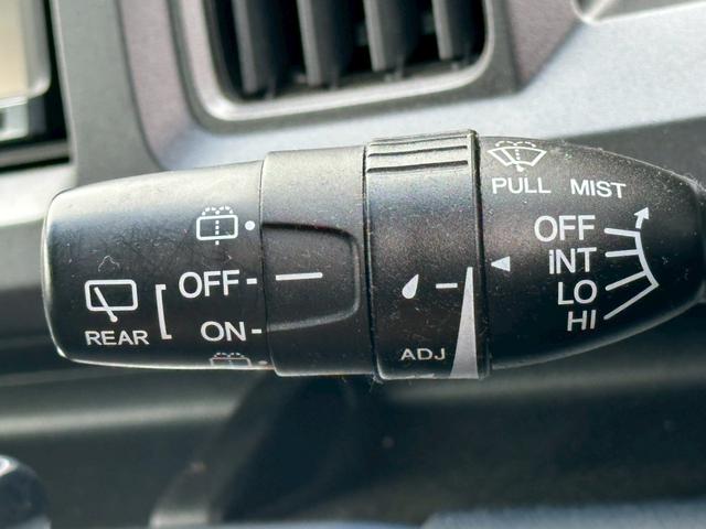 ステップワゴンスパーダ Z ユーザー買取車/両側電動スライドドア/パナソニック製ストラーダナビ/バックカメラ/ビルトイン型ETC車載器/キーレスエントリー/3列目シート/ウォークスルー/HIDヘッドライト/パドルシフト(52枚目)