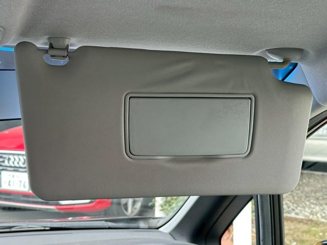 ステップワゴンスパーダ Z ユーザー買取車/両側電動スライドドア/パナソニック製ストラーダナビ/バックカメラ/ビルトイン型ETC車載器/キーレスエントリー/3列目シート/ウォークスルー/HIDヘッドライト/パドルシフト(60枚目)