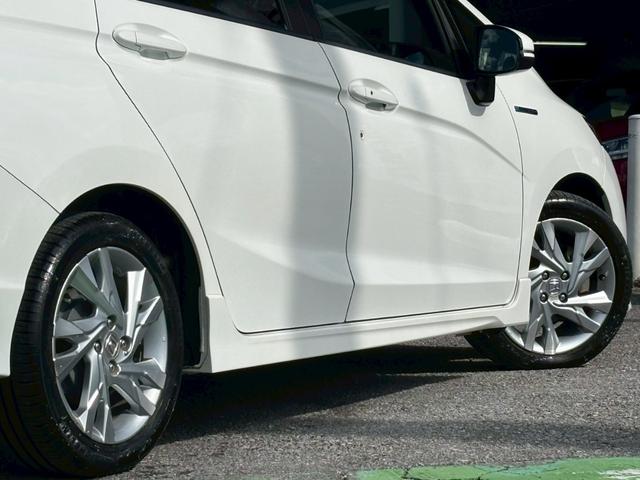 シャトル ハイブリッドZスタイルエディション ユーザー買取車/衝突軽減ブレーキ/ケンウッド製ナビ/ブルートゥース接続/バックカメラ/オートクルーズコントロール/LEDヘッドライト/ハーフレザーシート/プッシュスタート/スマートキー/フルフラット(18枚目)