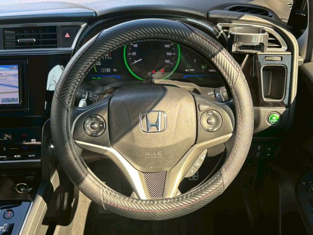 シャトル ハイブリッドZスタイルエディション ユーザー買取車/衝突軽減ブレーキ/ケンウッド製ナビ/ブルートゥース接続/バックカメラ/オートクルーズコントロール/LEDヘッドライト/ハーフレザーシート/プッシュスタート/スマートキー/フルフラット(47枚目)