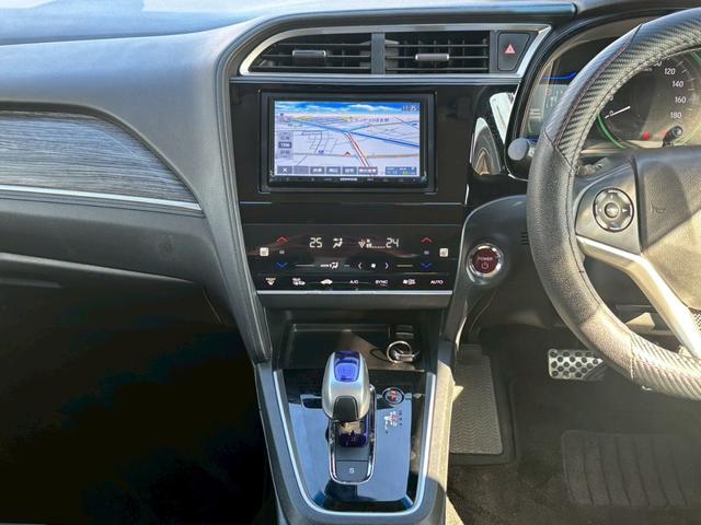 シャトル ハイブリッドZスタイルエディション ユーザー買取車/衝突軽減ブレーキ/ケンウッド製ナビ/ブルートゥース接続/バックカメラ/オートクルーズコントロール/LEDヘッドライト/ハーフレザーシート/プッシュスタート/スマートキー/フルフラット(48枚目)